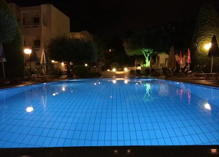 Nikolas Appartments Apart-hotel