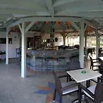Nikolas Appartments アパートホテル