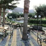 Nikolas Appartments 4*