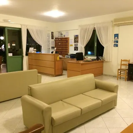 Nikolas Appartments アパートホテル ヘルソニソス