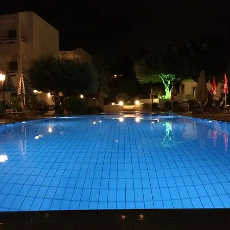 ενοικιαζόμενα νικόλας βίλλας Ξενοδοχείο με διαμερίσματα