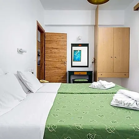 Nikolas Appartments Херсонісос