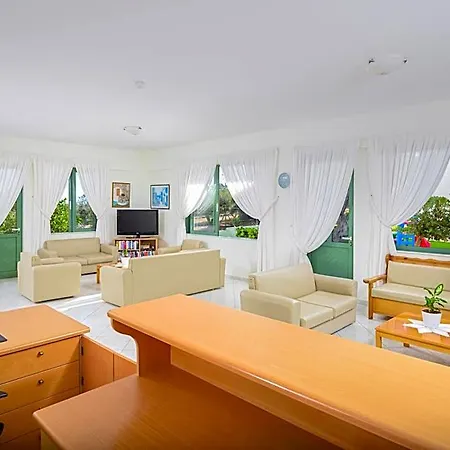 Nikolas Appartments Апарт-готель Херсонісос