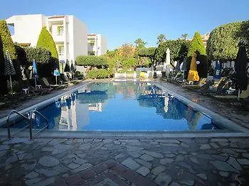 Aparthotel Nikolas Appartments 2*