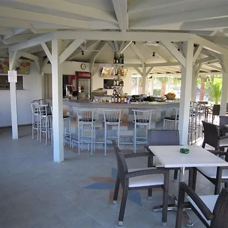 ενοικιαζόμενα νικόλας βίλλας Ξενοδοχείο με διαμερίσματα