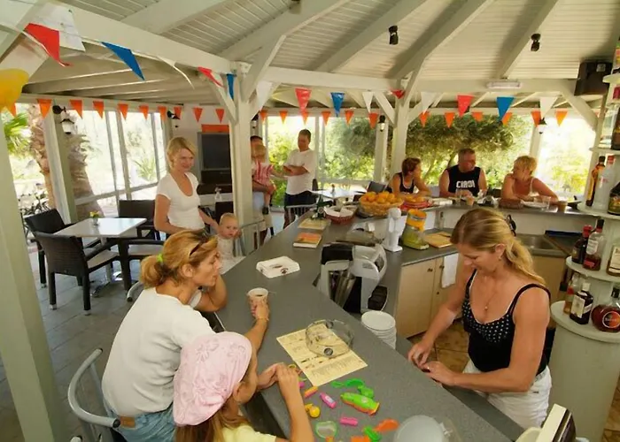 Nikolas Appartments 4* Chersonissos