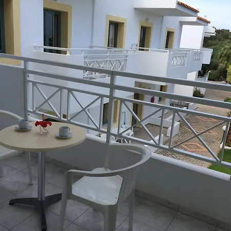 Nikolas Appartments