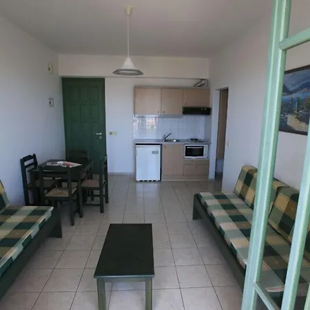 Nikolas Appartments