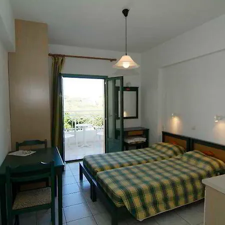 מלון דירות Nikolas Appartments