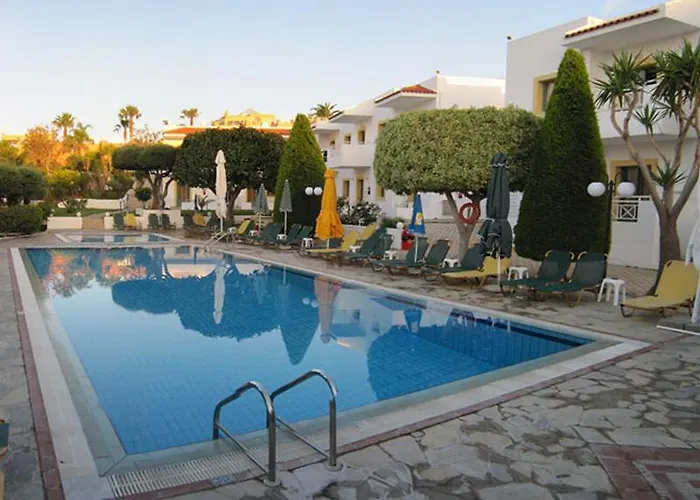 Nikolas Appartments Lägenhetshotell Hersonissos (Crete)